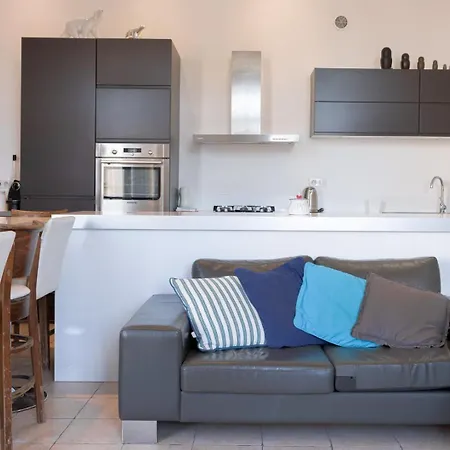 Apartman Centre • 3 Ch • 2 Sdb • Gare A Pied Cannes