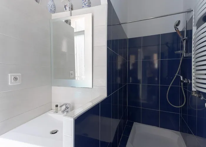 Carnot Prestige - Spacious &