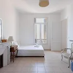 Cannes Centre • 3 Ch • 2 Sdb • Gare A Pied